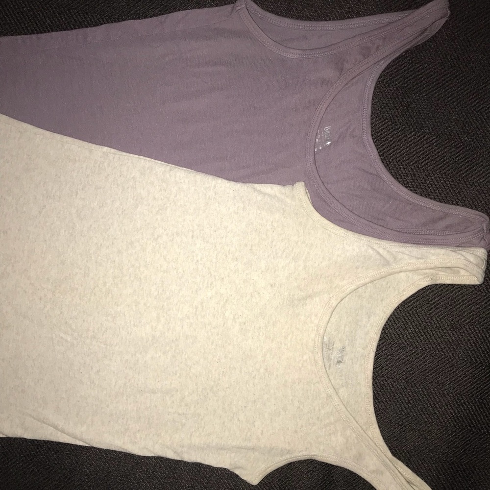 Two tank tops great condition, SUPER SOFT!!!!!